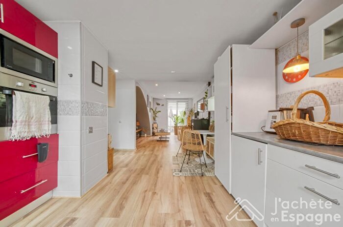 Casas en venta y pisos alquiler - 2