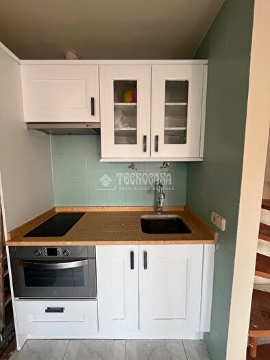 Casas en venta y pisos alquiler - 2