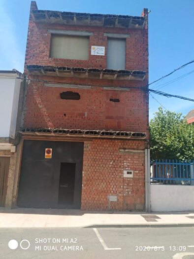 Casas en venta y pisos alquiler - 1
