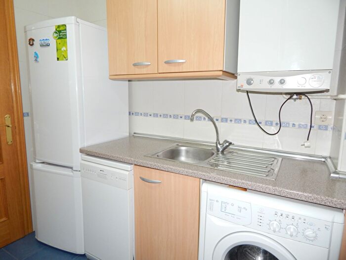 Casas en venta y pisos alquiler - 2