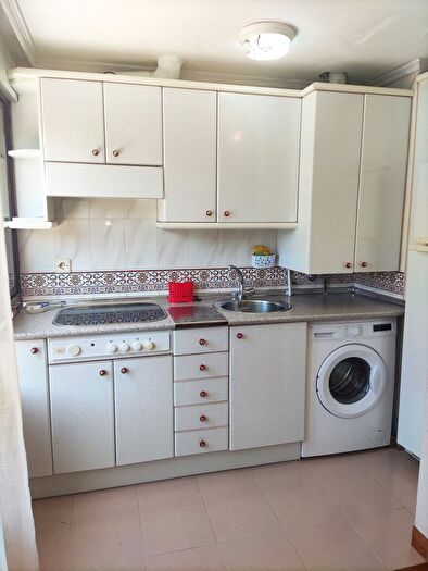 Casas en venta y pisos alquiler - 2