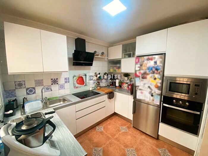 Casas en venta y pisos alquiler - 2