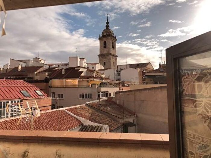 Casas en venta y pisos alquiler - 2