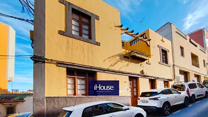 Casas en venta y pisos alquiler - 1