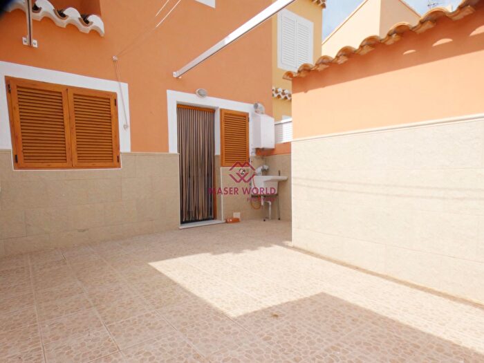 Casas en venta y pisos alquiler - 3