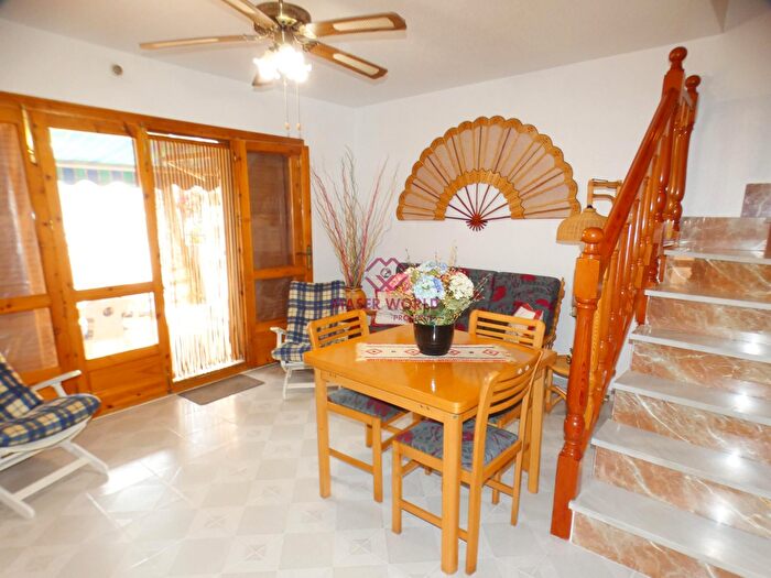 Casas en venta y pisos alquiler - 2