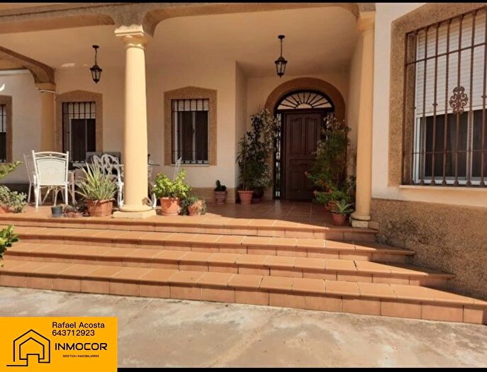 Casa en venta en Periurbano Oeste Sierra, El Higuerón de 4 habitaciones