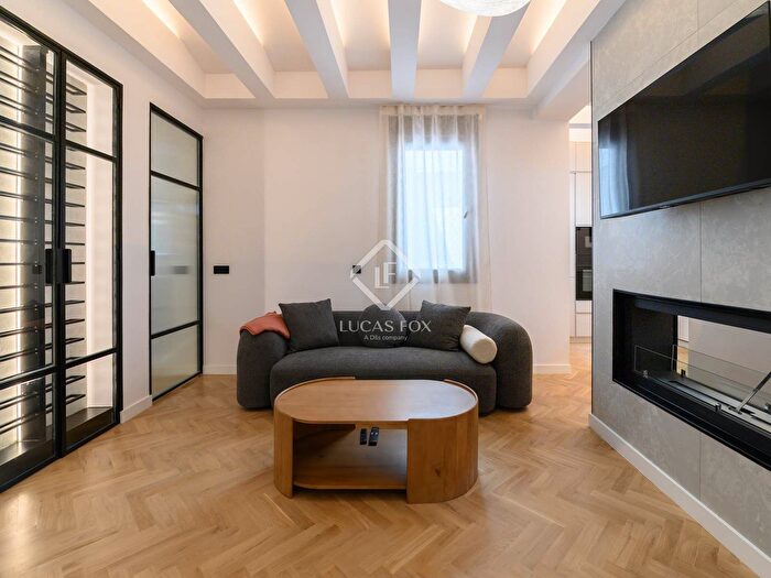 Piso en venta en Chamberí, Trafalgar de 2 habitaciones