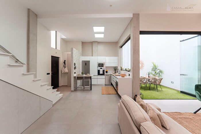 Casas en venta y pisos alquiler - 2