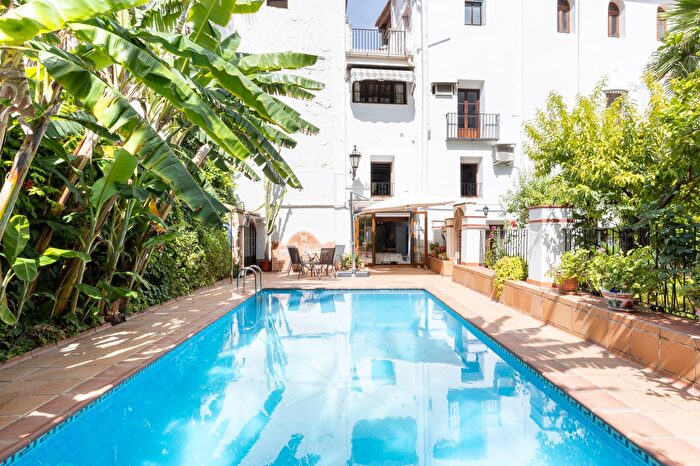 Casas en venta y pisos alquiler - 1