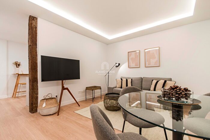 Piso en alquiler en Centro, Sol de 2 habitaciones