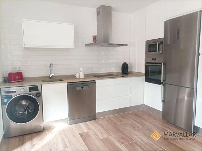 Casas en venta y pisos alquiler - 1