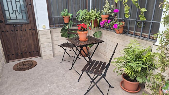 Casas en venta y pisos alquiler - 2