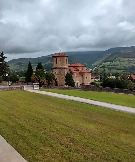 Casa en venta en Corvera de Toranzo, Cantabria de 3 habitaciones