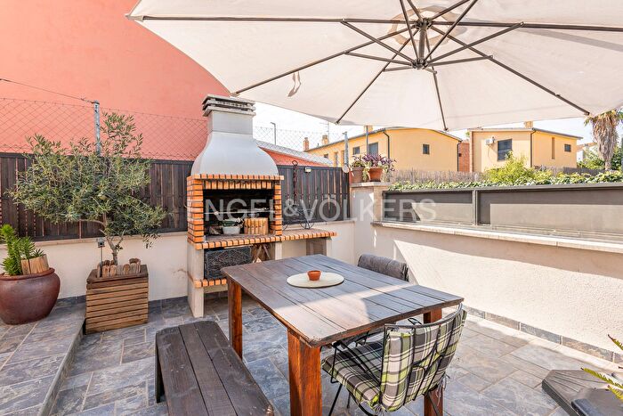 Casa en venta en La Collada Sis Camins, Vilanova i la Geltrú de 4 habitaciones