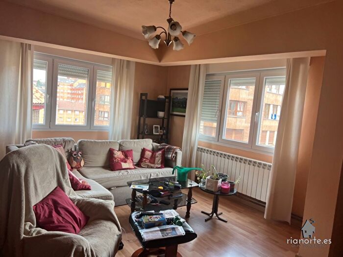 Casas en venta y pisos alquiler - 2