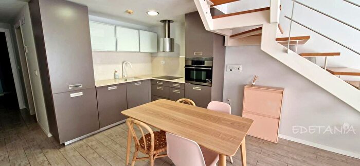 Casas en venta y pisos alquiler - 1