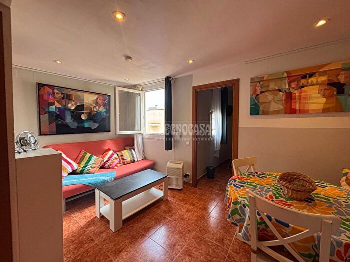 Casas en venta y pisos alquiler - 1