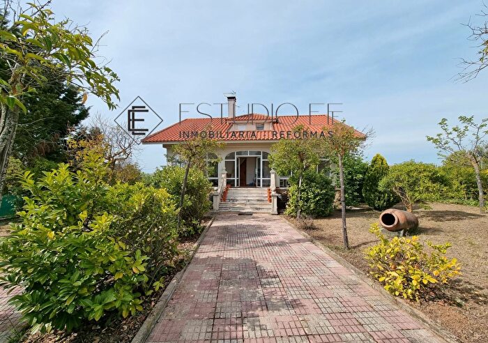 Casa en venta en Calvarrasa de Abajo, Salamanca de 6 habitaciones