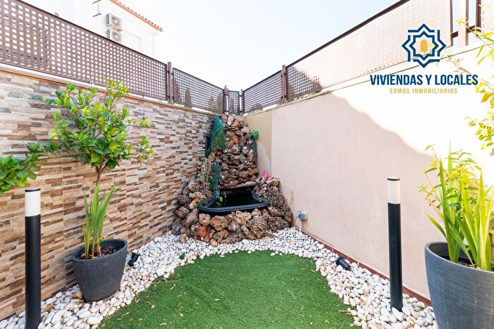 Casa en venta en Peligros, Granada de 3 habitaciones