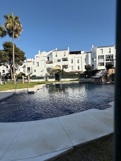Piso en alquiler en Elviria Cabopino, Romana Playa de 3 habitaciones