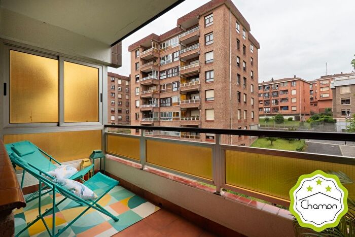 Casas en venta y pisos alquiler - 1