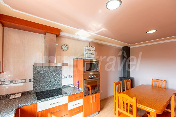 Casas en venta y pisos alquiler - 2