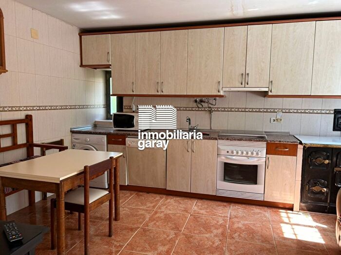 Casas en venta y pisos alquiler - 2