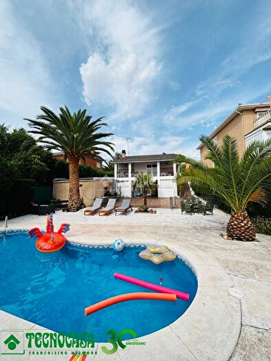 Casas en venta y pisos alquiler - 1