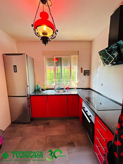 Casas en venta y pisos alquiler - 2