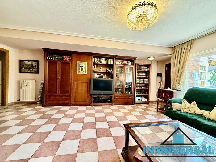 Casas en venta y pisos alquiler - 2