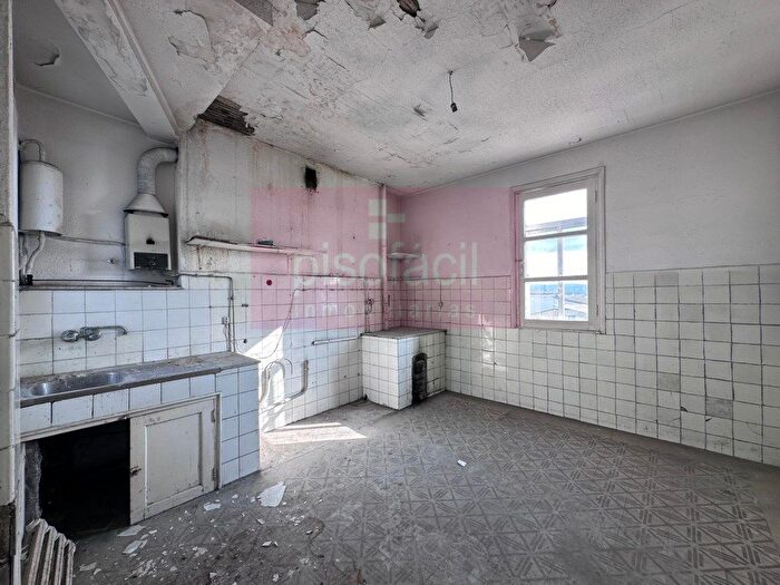 Casas en venta y pisos alquiler - 2