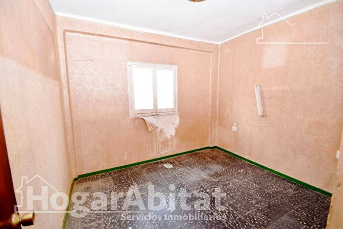 Piso en venta en Comunitat Valenciana, València de 4 habitaciones