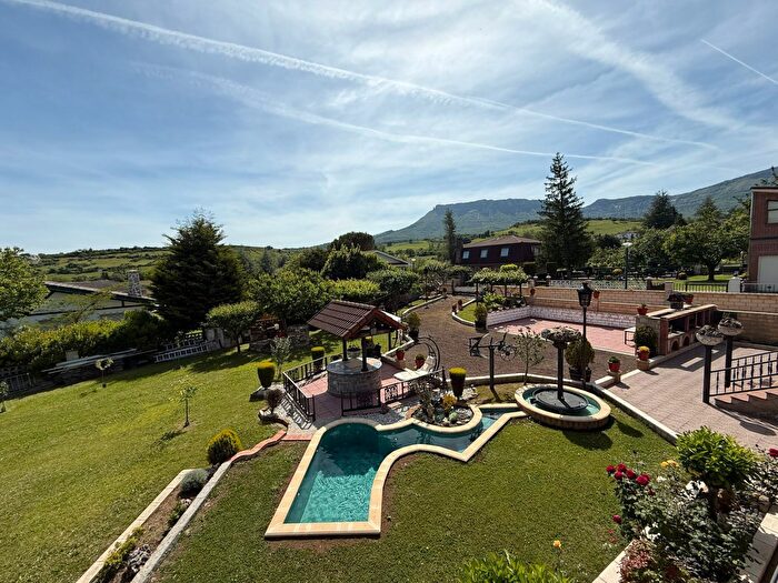 Casas en venta y pisos alquiler - 3