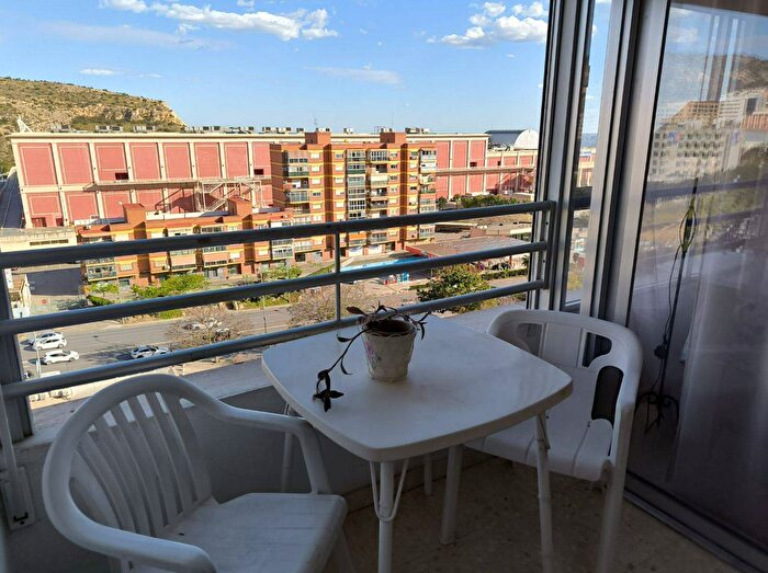 Piso en venta en Comunitat Valenciana, Alicante de 3 habitaciones