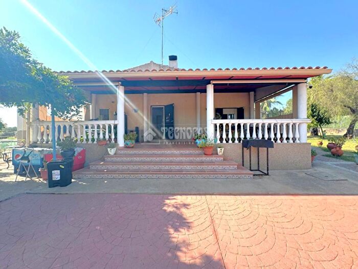 Casas en venta y pisos alquiler - 1