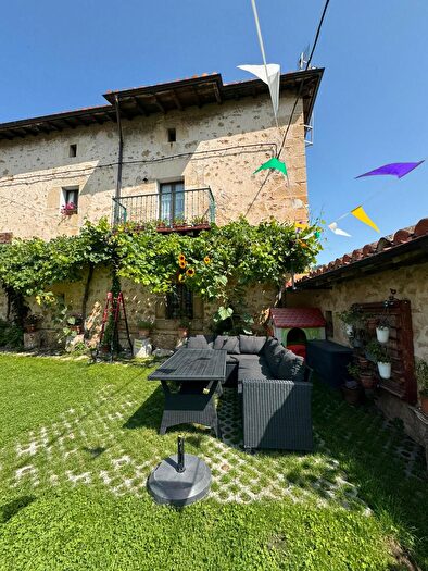 Casas en venta y pisos alquiler - 3
