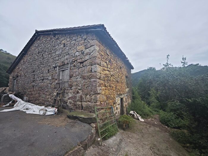 Casa en venta en Los Tojos, Cantabria