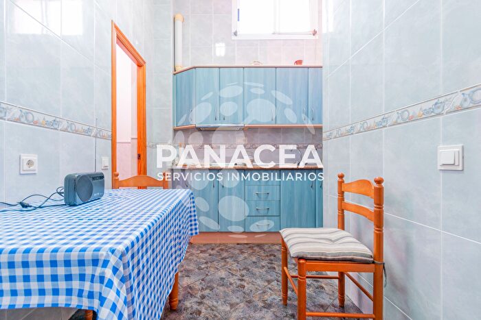 Casas en venta y pisos alquiler - 2
