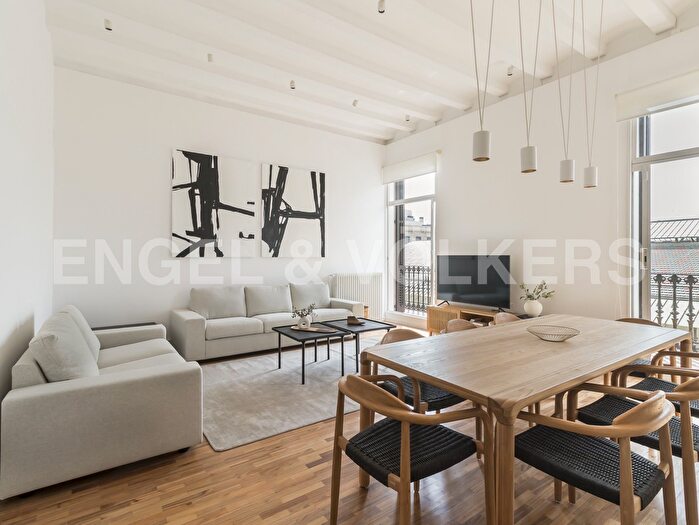 Casas en venta y pisos alquiler - 1