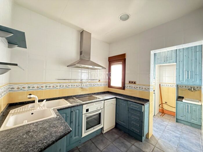 Casas en venta y pisos alquiler - 2