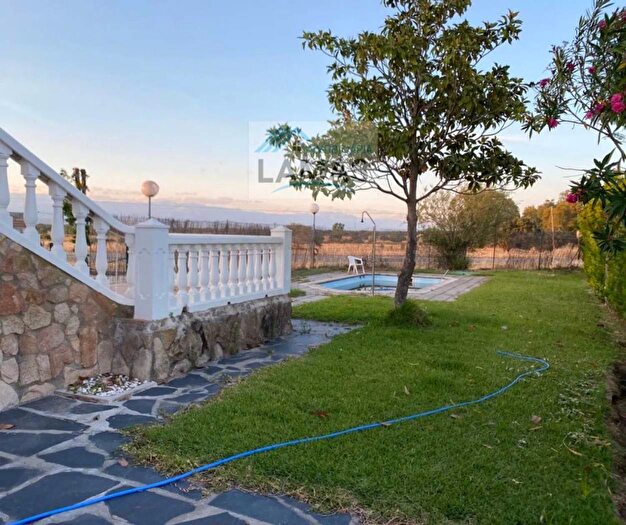 Casas en venta y pisos alquiler - 1