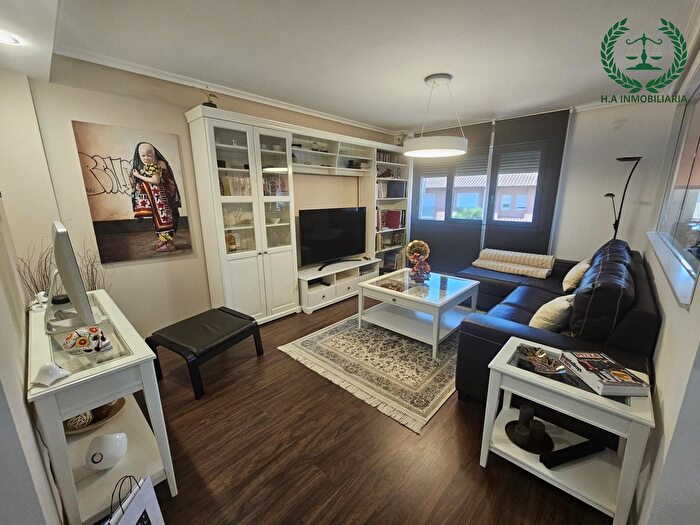 Casas en venta y pisos alquiler - 2