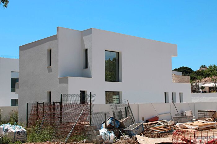 Casa en venta en Benamara Atalaya, Atalaya Isdabe de 6 habitaciones