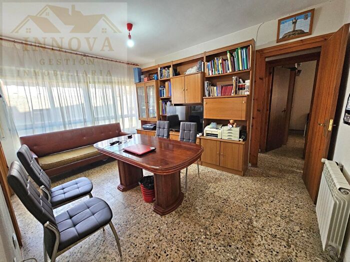 Piso en venta en Villamuriel de Cerrato, Palencia de 3 habitaciones