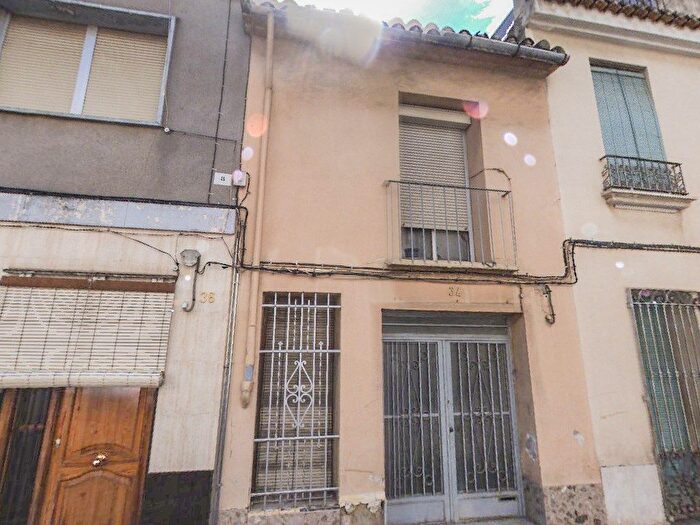 Casas en venta y pisos alquiler - 1