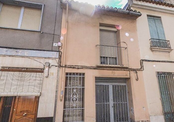 Casas en venta y pisos alquiler - 2