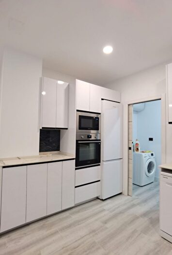 Casas en venta y pisos alquiler - 2