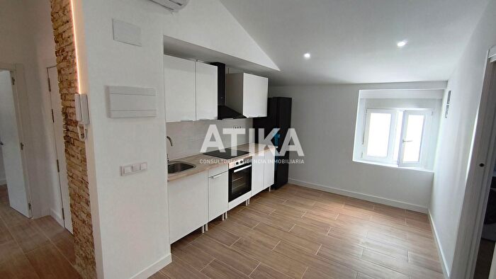 Casas en venta y pisos alquiler - 1