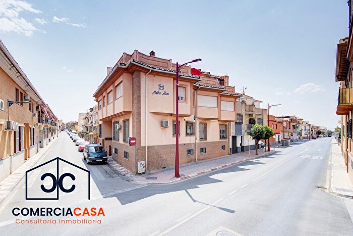 Casas en venta y pisos alquiler - 1